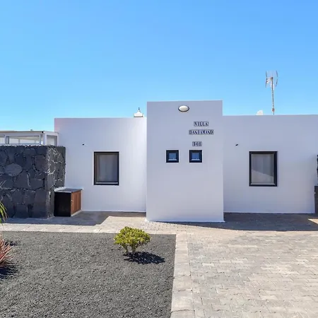 Daniamand 34b Villa